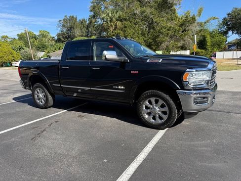 Used 2020 RAM 2500 Limited AWD/4WD image 15