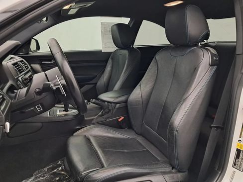 Used 2018 BMW M2 RWD image 12