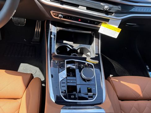 New 2027 BMW X7 xDrive40i w/ M Sport Package AWD/4WD image 10