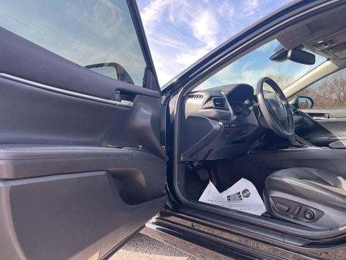 Used 2024 Toyota Camry XSE image 9