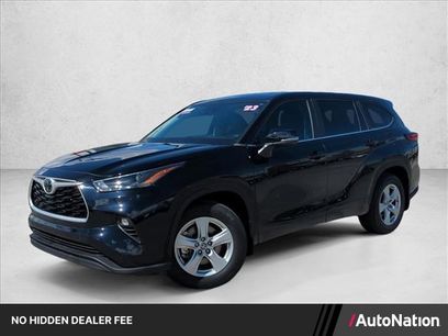 Used 2023 Toyota Highlander LE