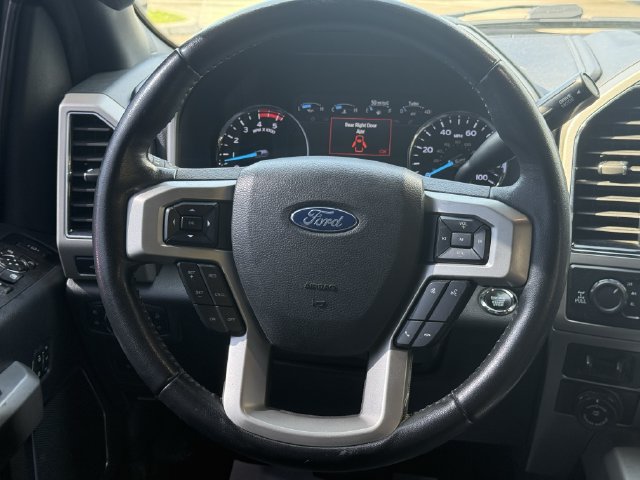 Used 2022 Ford F250 Lariat w/ Black Appearance Package AWD/4WD image 21