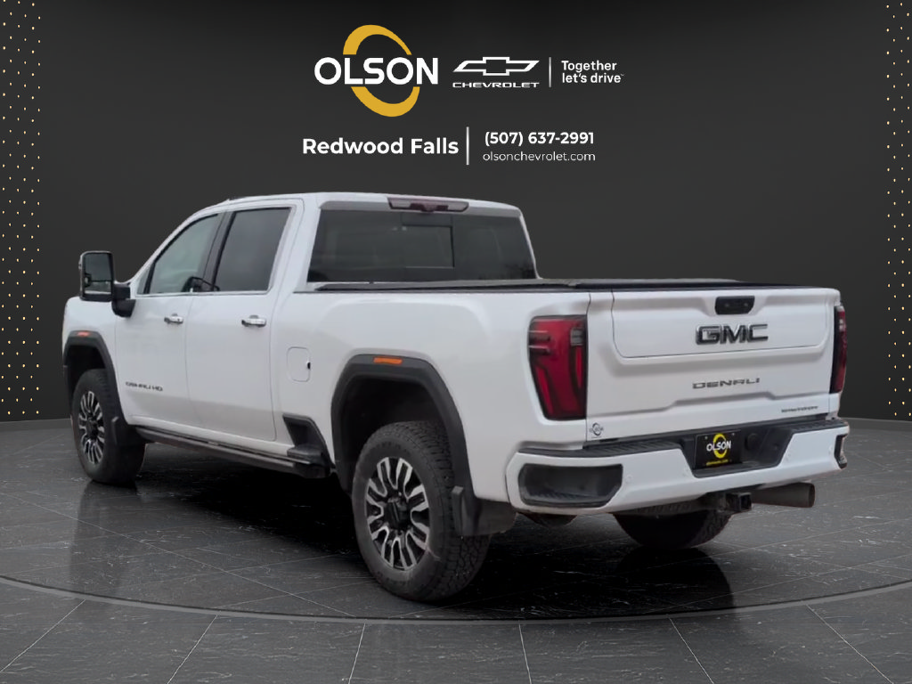 Used 2024 GMC Sierra 3500 Denali Ultimate AWD/4WD image 3