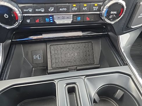 Used 2023 Ford F150 Lariat w/ Equipment Group 502A High AWD/4WD image 25