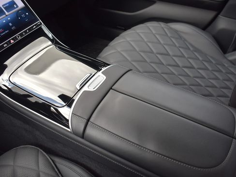 Used 2024 Mercedes-Benz S 500 4MATIC image 73