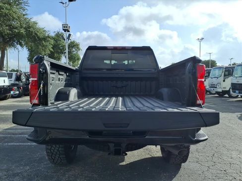 New 2026 Chevrolet Silverado 2500 ZR2 AWD/4WD image 12