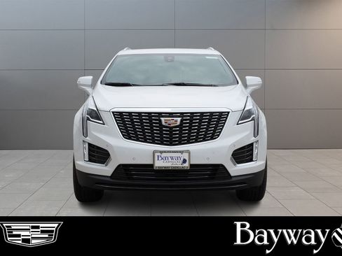 New 2026 Cadillac XT5 Luxury w/ LPO, Floor Liner Package image 2