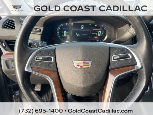 Used 2020 Cadillac Escalade Luxury w/ LPO, Radiant Package image 22