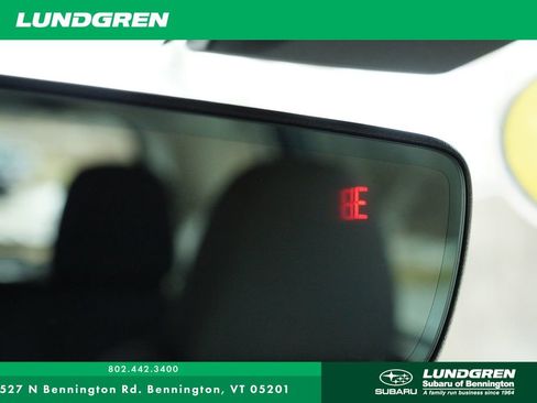 Used 2023 Subaru Forester Premium AWD/4WD image 23