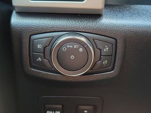 Used 2018 Ford F150 Lariat AWD/4WD image 28