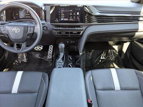 Certified 2025 Toyota Camry SE image 17