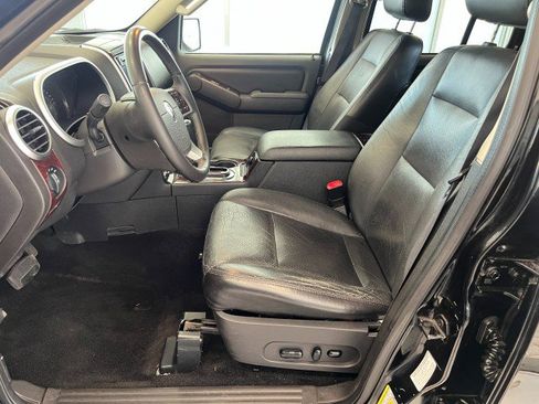 Used 2008 Mercury Mountaineer Premier image 9