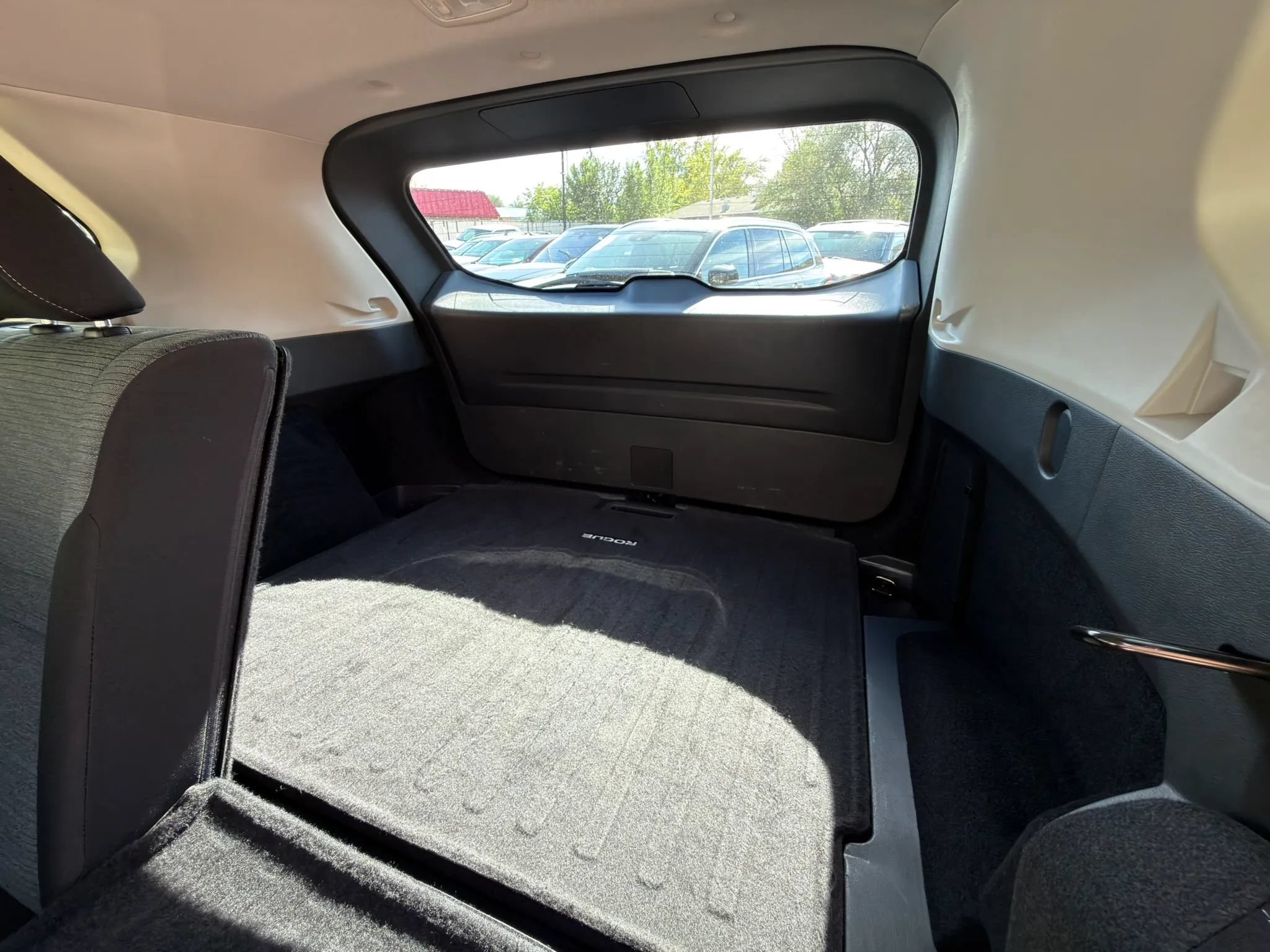 Used 2023 Nissan Rogue SV AWD/4WD image 21