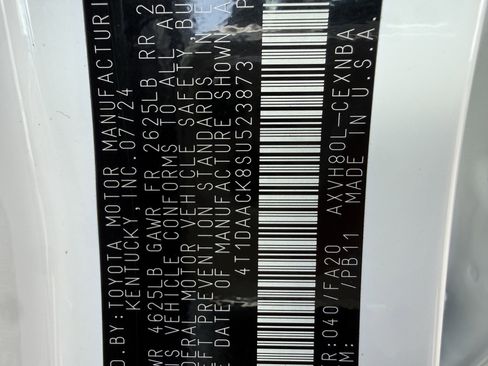 Used 2025 Toyota Camry LE image 36