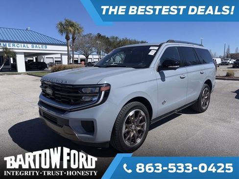 Used 2025 Ford Expedition King Ranch image 1