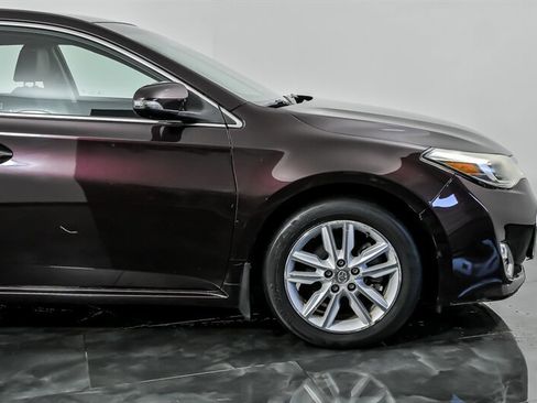 Used 2013 Toyota Avalon XLE image 12