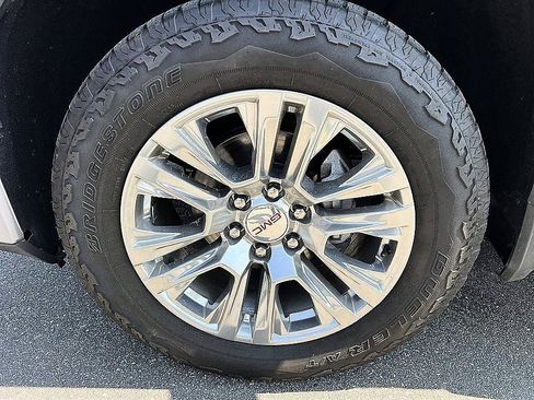 Used 2020 GMC Sierra 1500 Denali AWD/4WD image 9