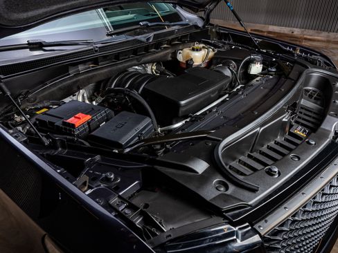 Used 2023 Cadillac Escalade Sport Platinum image 42