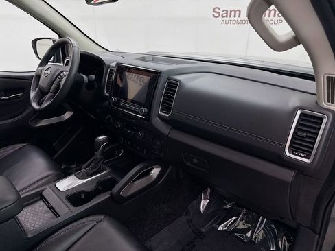 Used 2024 Nissan Frontier SL w/ Technology Package image 28