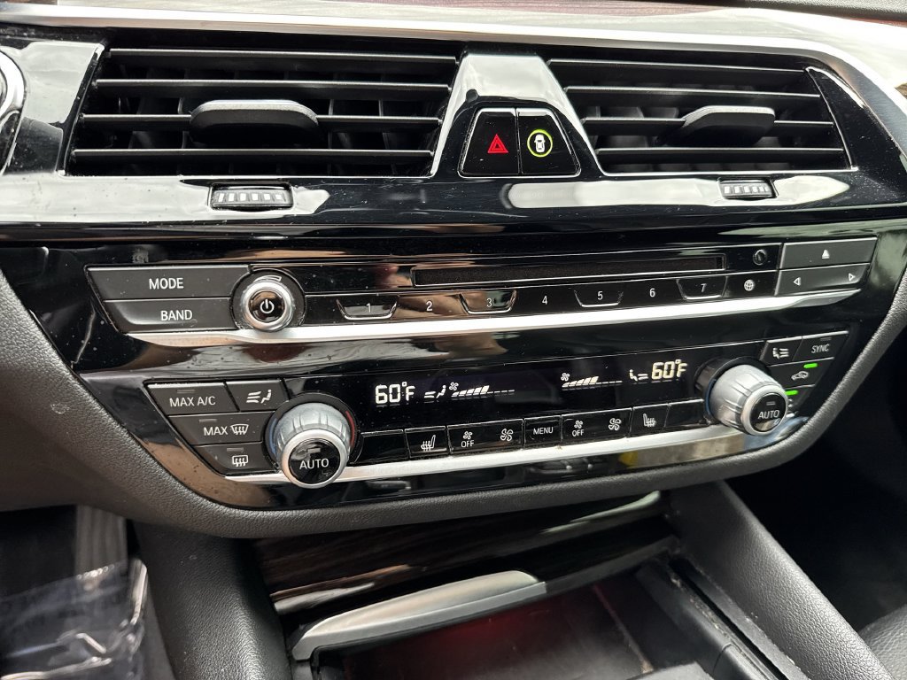 Used 2019 BMW 540i xDrive AWD/4WD image 51