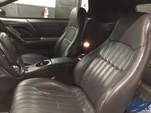 Used 2000 Chevrolet Camaro Z28 w/ Sport Appearance Pkg RWD image 35