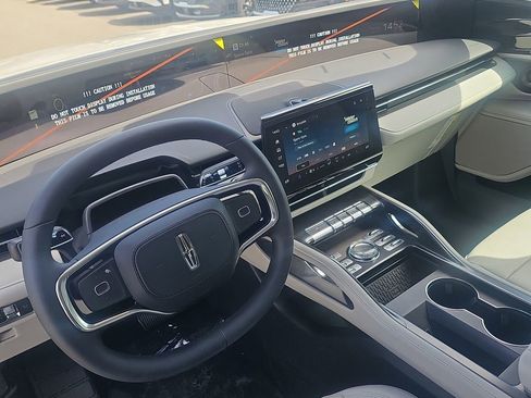 New 2026 Lincoln Nautilus Premier w/ Equipment Group 102A AWD/4WD image 6