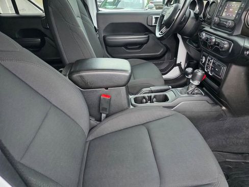 Used 2020 Jeep Wrangler Unlimited Sport S image 15