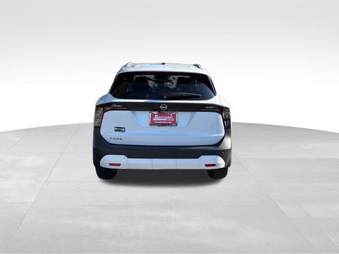 New 2026 Nissan Kicks SV image 3