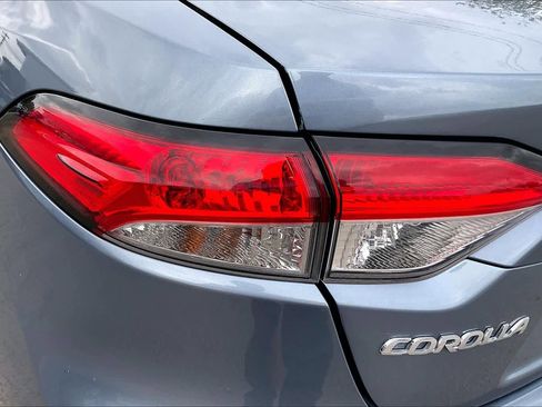 Used 2024 Toyota Corolla LE image 27