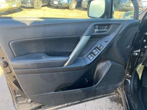 Used 2015 Subaru Forester 2.5i Limited image 15