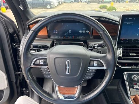 Used 2023 Lincoln Navigator L Black Label AWD/4WD image 11