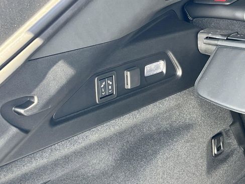 New 2026 Cadillac Lyriq V image 32