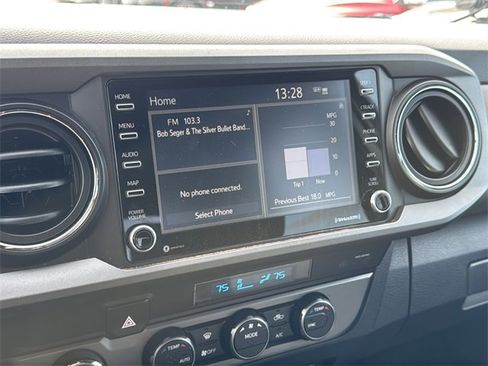 Used 2021 Toyota Tacoma TRD Off-Road image 16