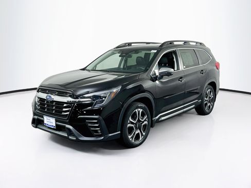 Used 2023 Subaru Ascent Limited w/ Technology Package AWD/4WD image 1