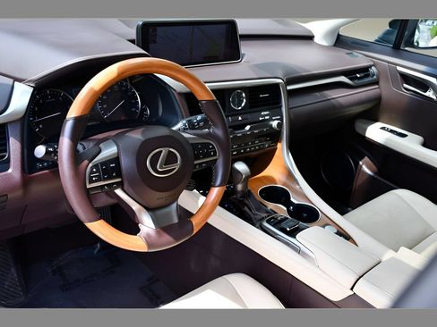 Used 2016 Lexus RX 350 AWD w/ Premium Package image 13