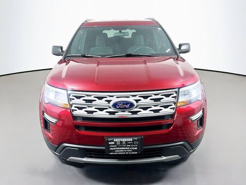 Used 2019 Ford Explorer XLT FWD image 2