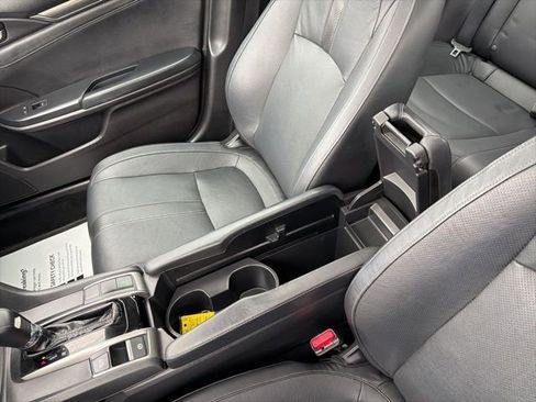 Used 2017 Honda Civic EX-L image 22