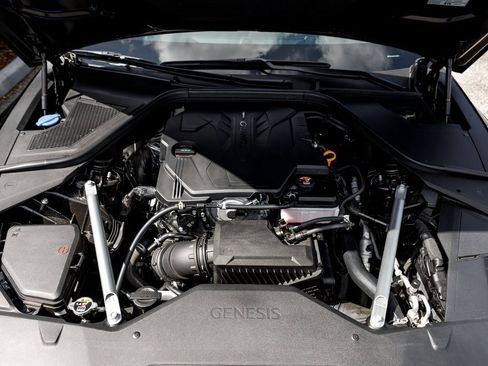 Used 2025 Genesis G80 2.5T Advanced image 40