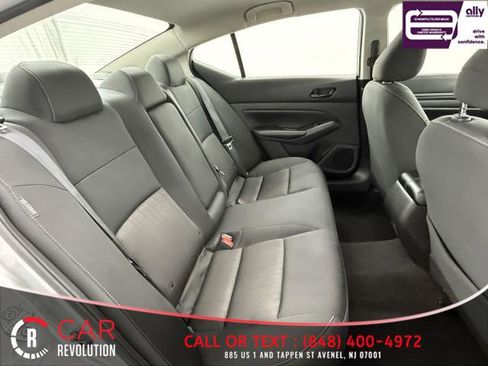 Used 2024 Nissan Altima 2.5 SV image 46