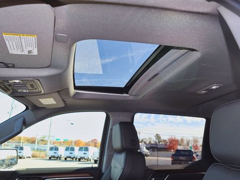 New 2026 GMC Sierra 1500 Denali image 8