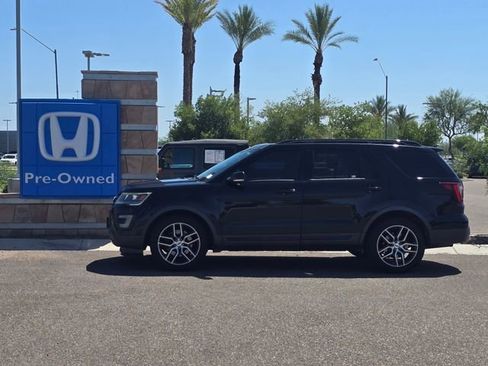Used 2017 Ford Explorer Sport AWD/4WD image 7