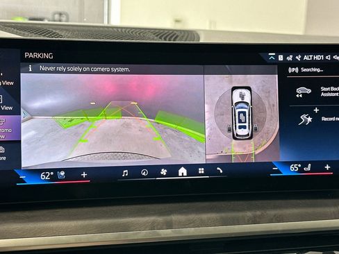 New 2026 BMW X7 xDrive40i w/ Premium Package image 24