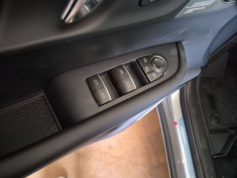 New 2027 Buick Enclave Avenir w/ LPO, Floor Liner Package AWD/4WD image 16