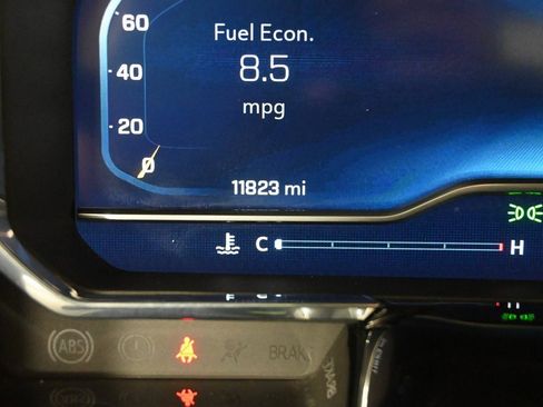 Used 2025 Chevrolet Silverado 2500 ZR2 w/ Technology Package image 26