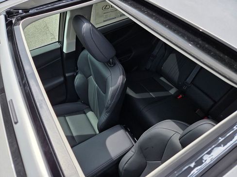 New 2026 Lexus NX 350 AWD image 9