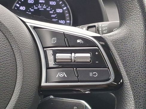 Certified 2023 Kia Forte LXS w/ LXS Technology Package image 17