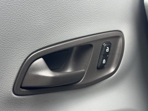 Used 2019 Ford Transit 250 130 Low Roof image 27