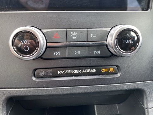 Used 2024 Ford Edge Titanium AWD/4WD image 37