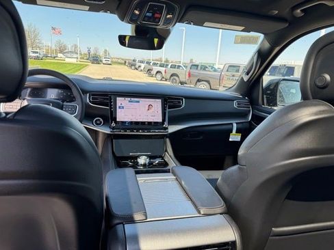 New 2026 Jeep Grand Wagoneer Limited AWD/4WD image 35