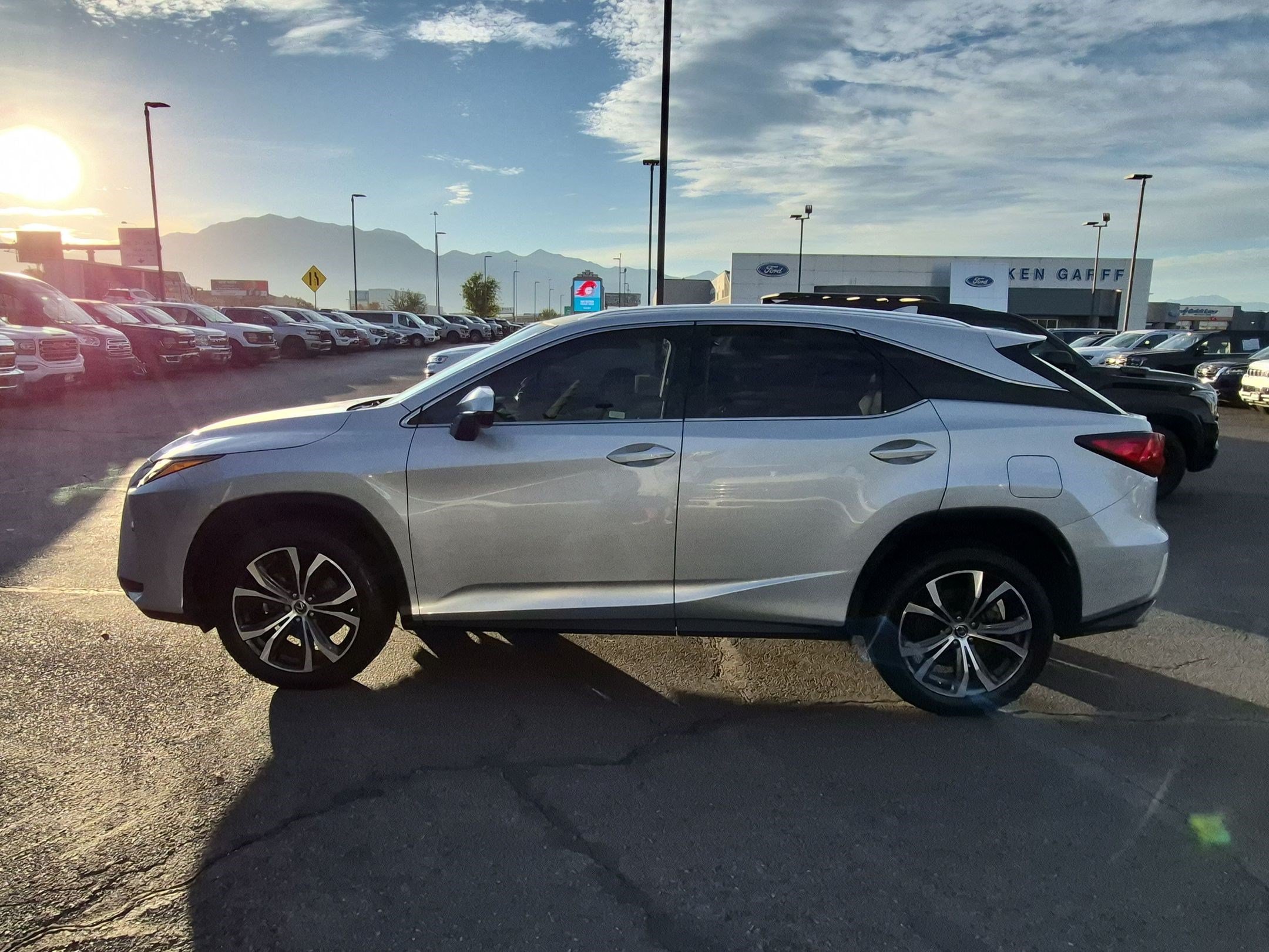Used 2019 Lexus RX 350 FWD w/ Navigation Package image 10
